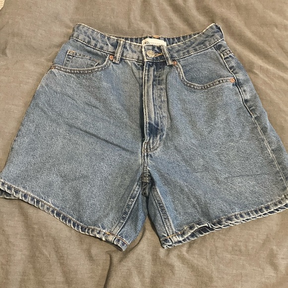 Zara jean shorts - Picture 1 of 6